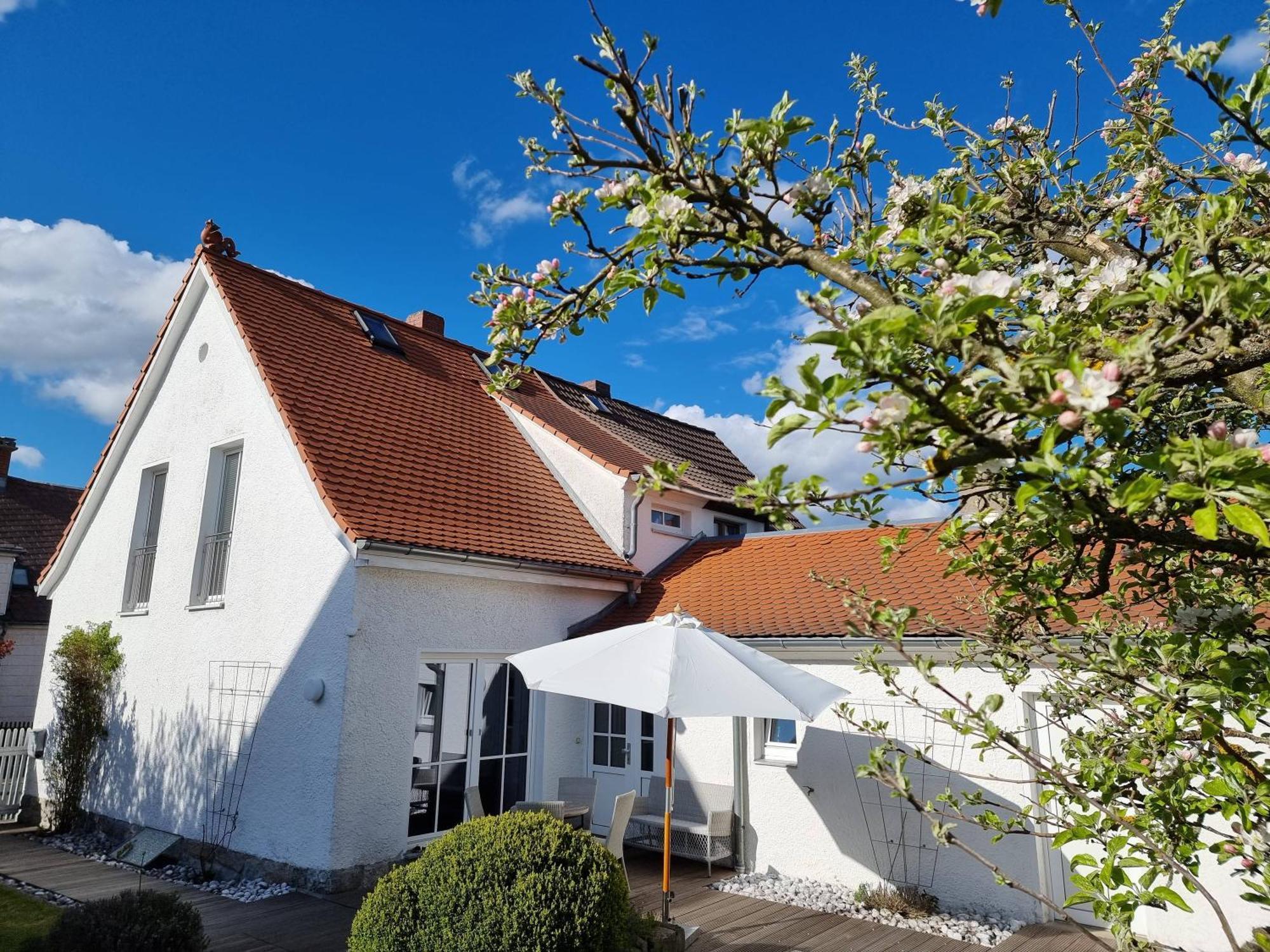 Ferienhaus Rosengarten Villa Selb Buitenkant foto